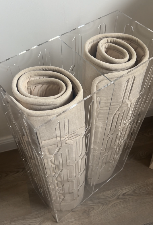 بكس طولي مخرم مع سجادتين